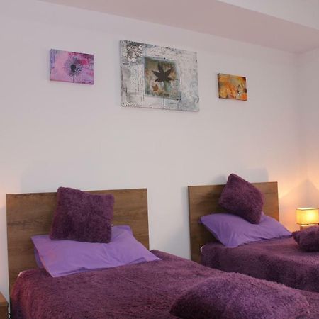Still Apartament Крайова Екстер'єр фото