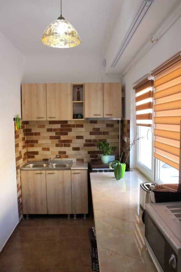 Still Apartament Крайова Екстер'єр фото