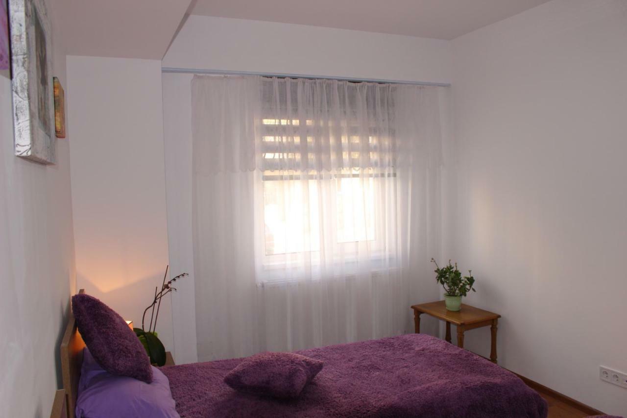 Still Apartament Крайова Екстер'єр фото