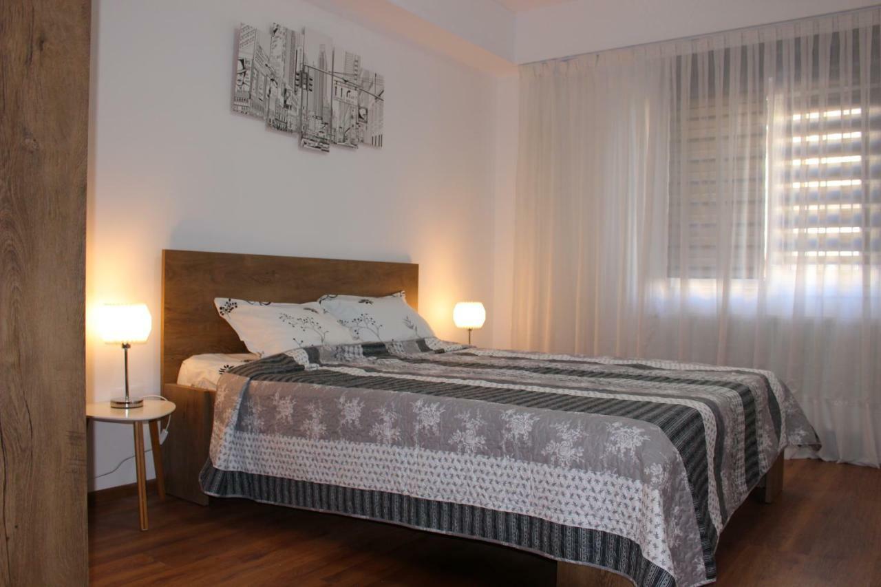 Still Apartament Крайова Екстер'єр фото